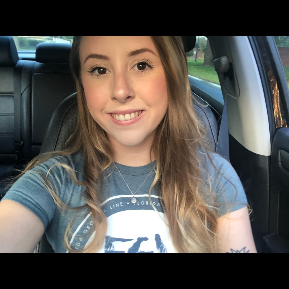 Meet your Posher, Emily